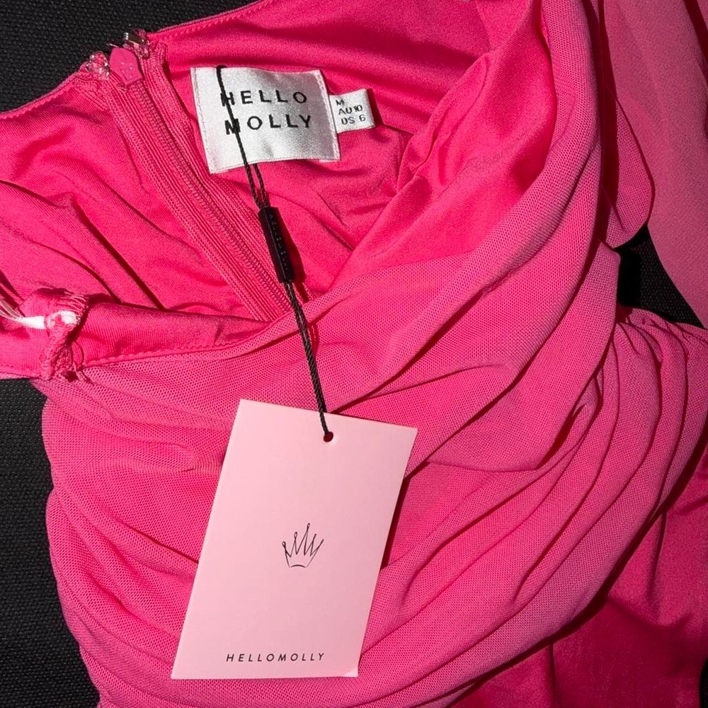 Hello Molly Hot Pink One Shoulder Bodysuit Size Medium Ruched Balloon Sleeve NWT - Picture 3 of 4